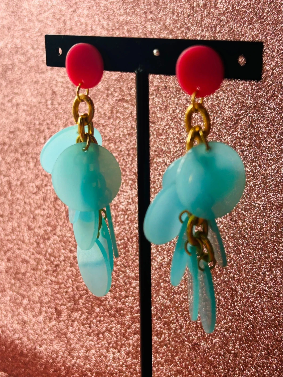 Paire de boucles d’oreilles upcyclées fantaisie – photo 3